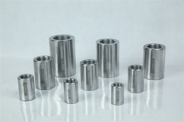 翁牛特直螺纹钢筋套筒加工和验收的方法